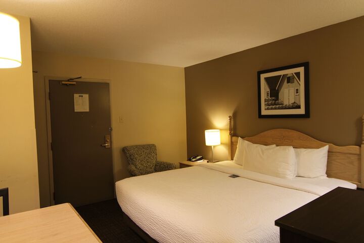 Room 13 of 23