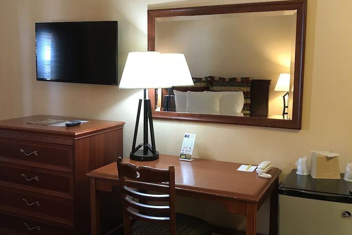 Room 47 of 64