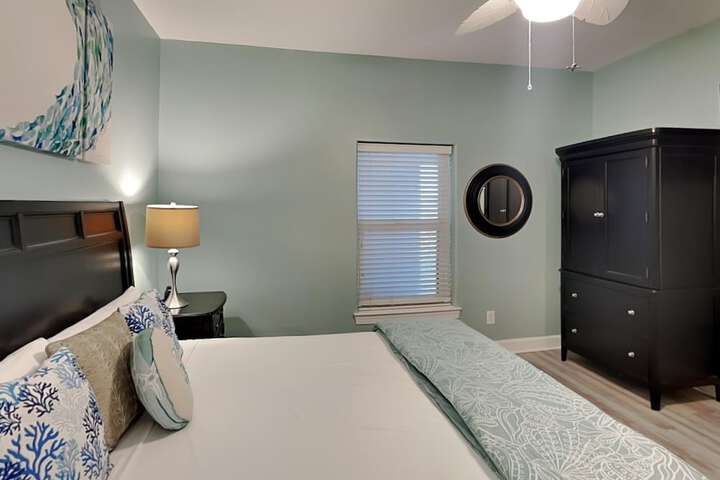 Room 18 of 28