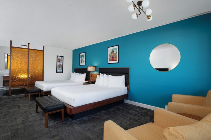 Room 115 of 139