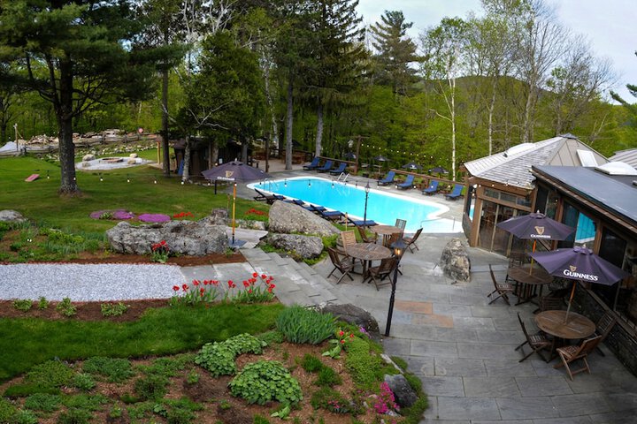 Summit Lodge