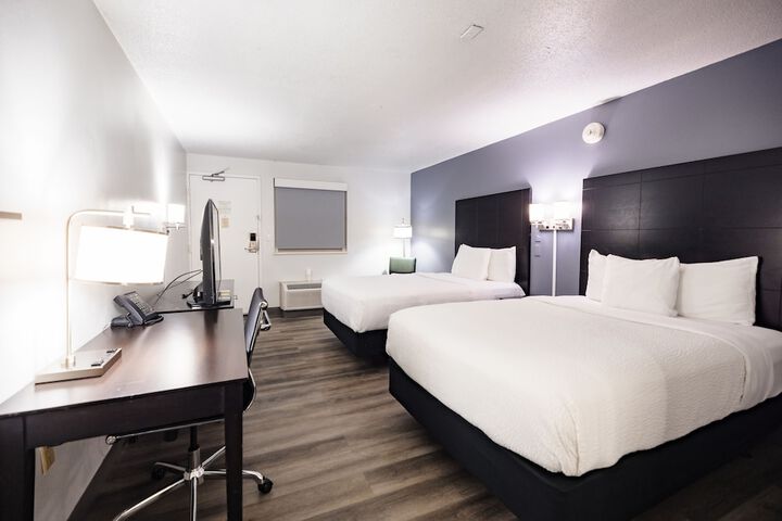 Room 33 of 56