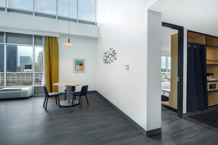 Aloft by Marriott Oklahoma City Downtown - Bricktown