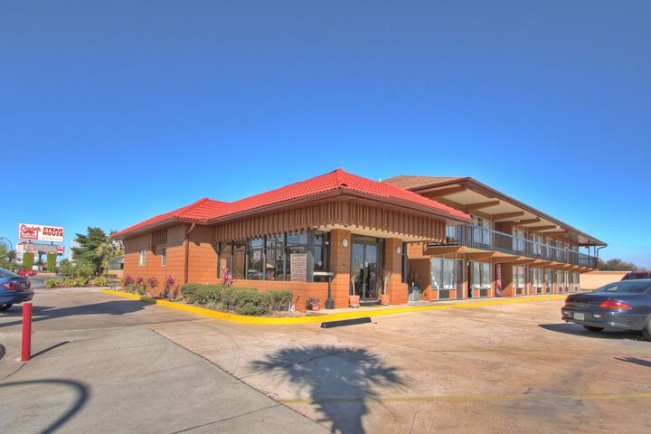 Hotel 2 of 46