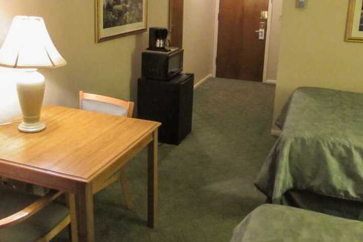 Room 51 of 92