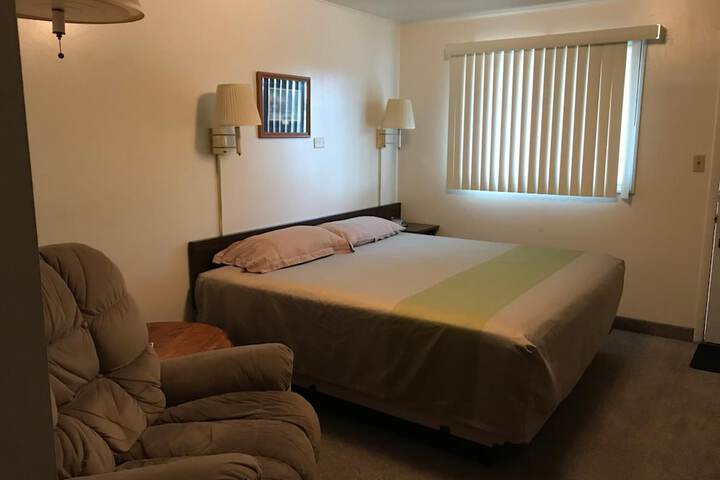Room 21 of 52