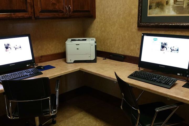 Business Center 20 of 20