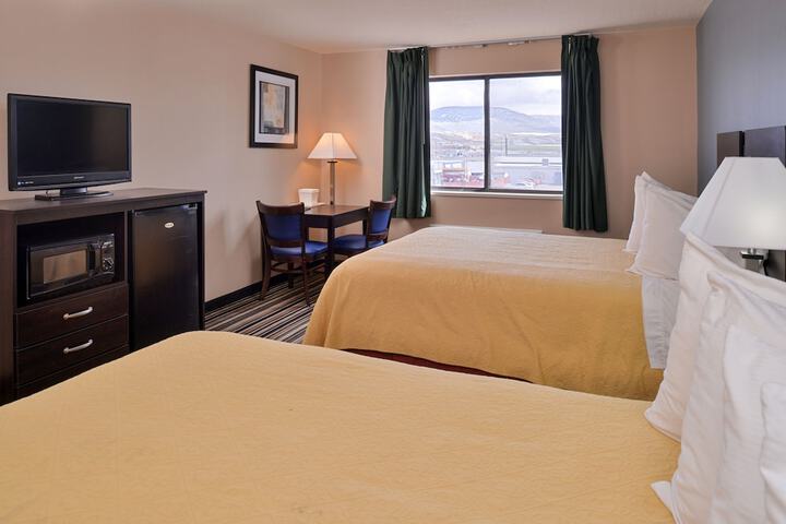 Room 28 of 50