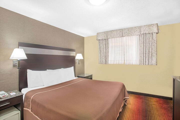 Room 19 of 22