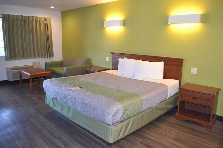 Motel 6 Oakdale CA