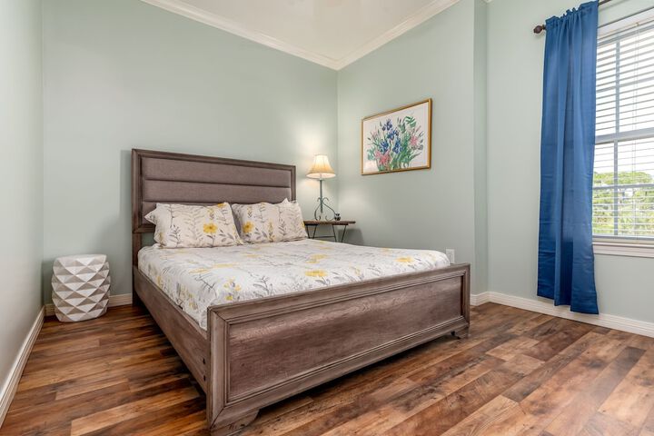Dauphin Luv B - Beach Club #201-b 2 Bedroom Condo