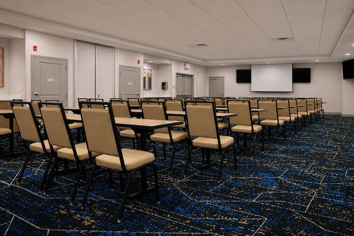 Hampton Inn Oxford / Conference Center
