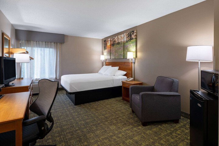 Room 21 of 36