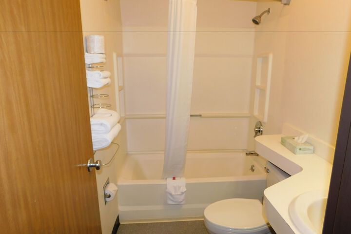 Room 35 of 50