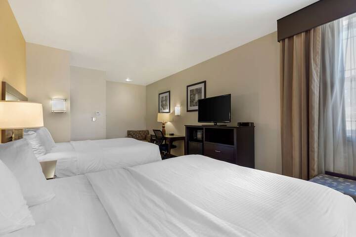Room 19 of 28