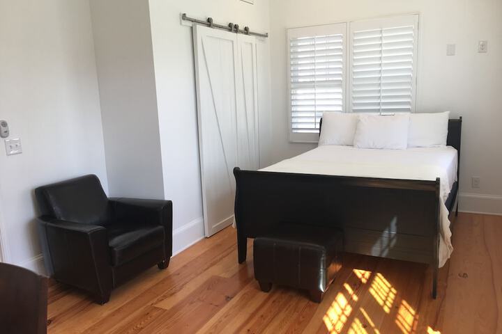 Room 18 of 35