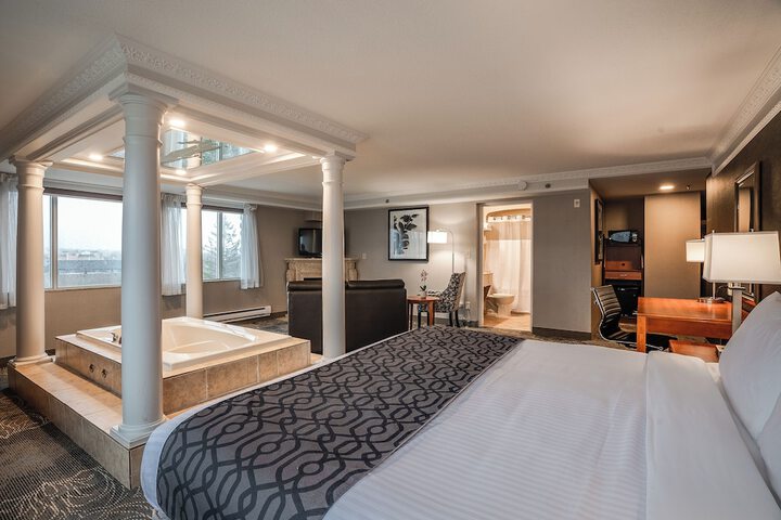 Room 51 of 84