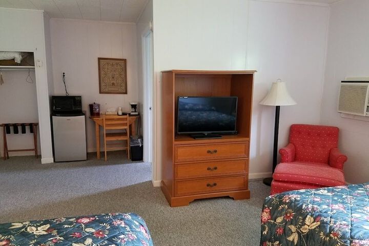 Room 54 of 75