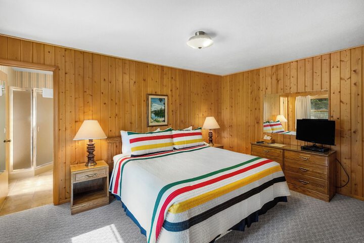 El Western Cabins & Lodges
