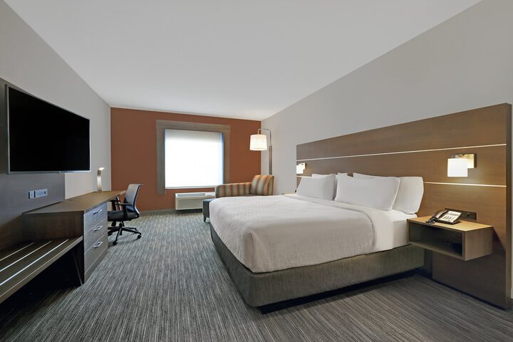 Holiday Inn Express Hotel & Suites NEWPORT by IHG