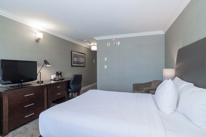 Room 26 of 44