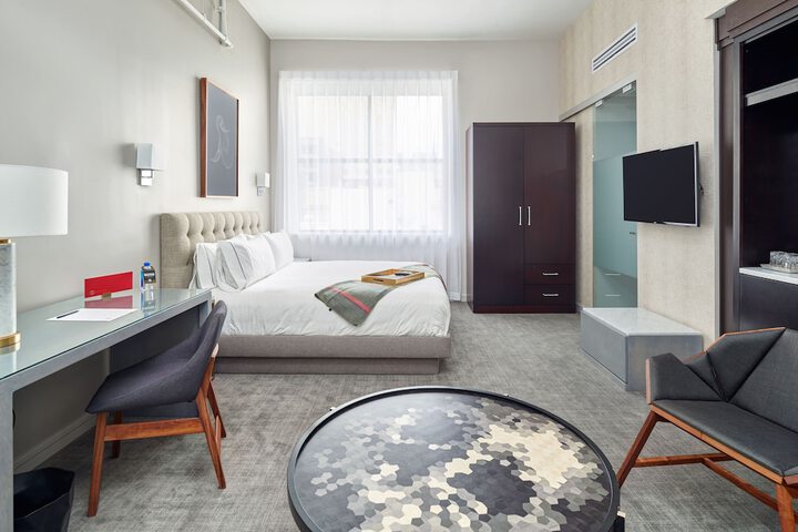 Room 43 of 97