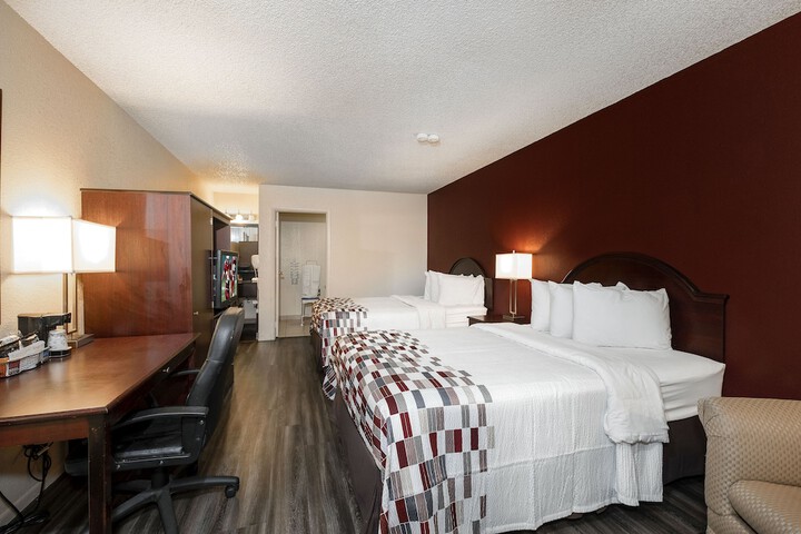 Room 12 of 24