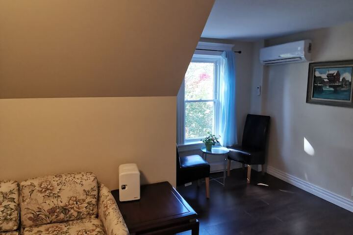 Room 30 of 61