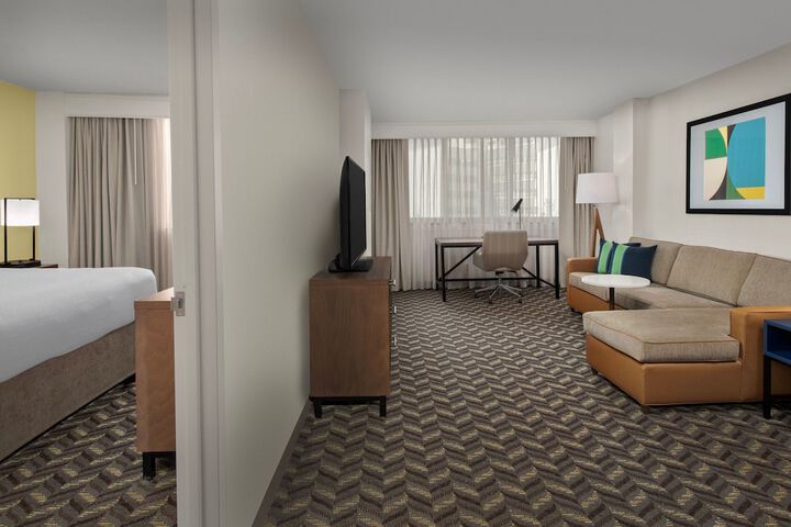 Room 16 of 32