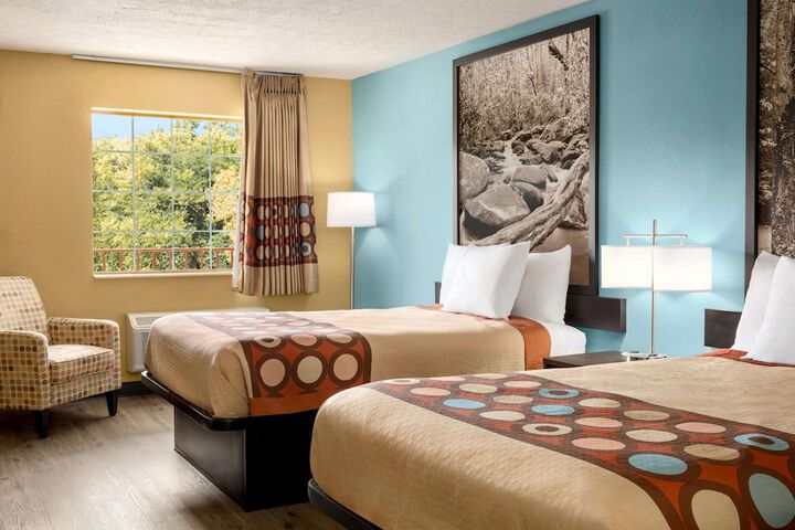 Room 20 of 37