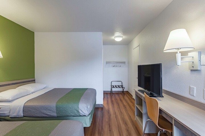 Room 17 of 29