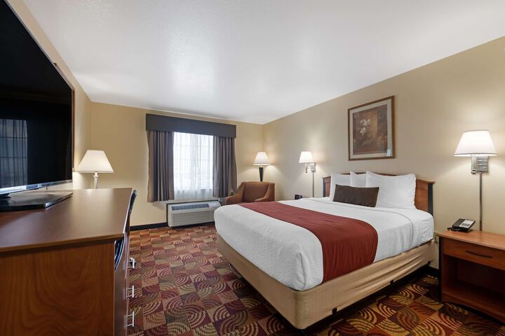 Room 10 of 31