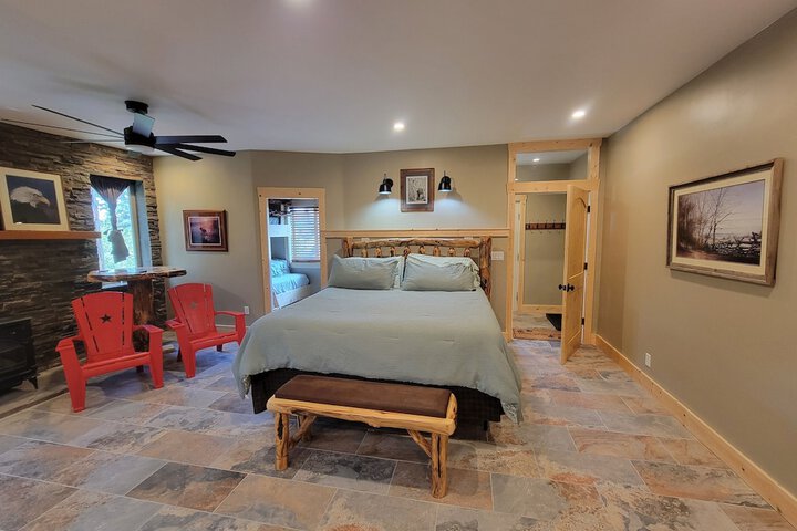 IVACAZ Suites on the Golf Course
