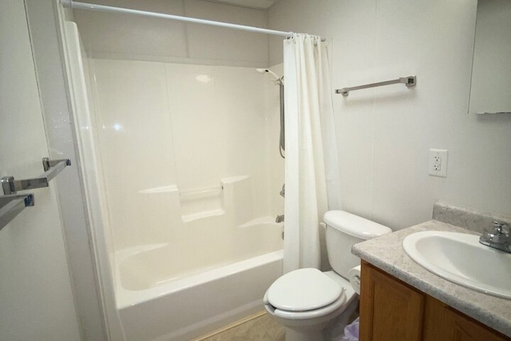 Room 7 of 17