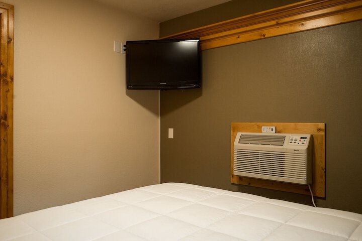 Room 158 of 242