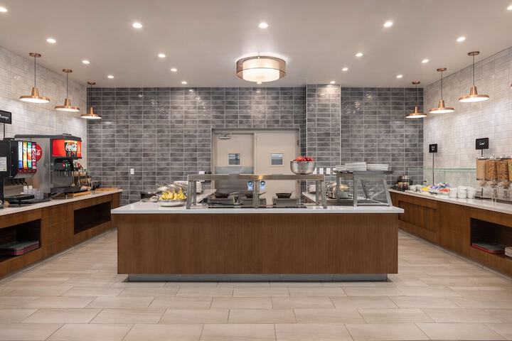 Embassy Suites by Hilton Tucson East