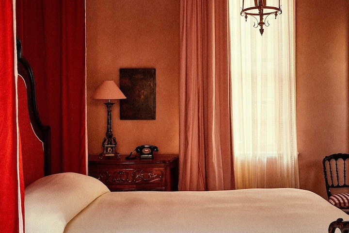 Room 103 of 151