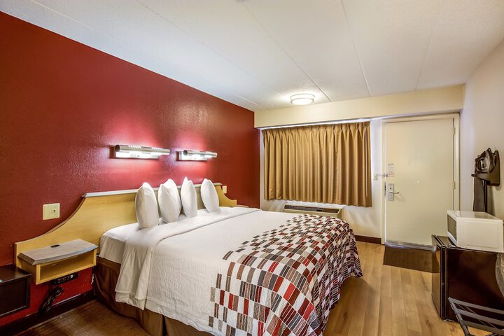 Room 21 of 24