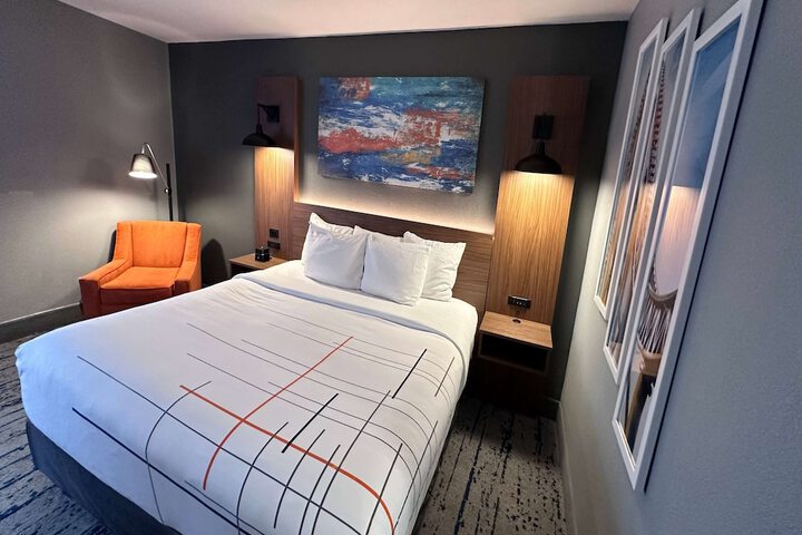 La Quinta Inn & Suites by Wyndham Chicago Gurnee