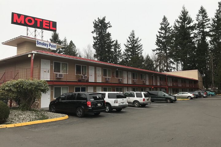 Hotel 5 of 71