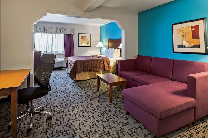 Room 15 of 19