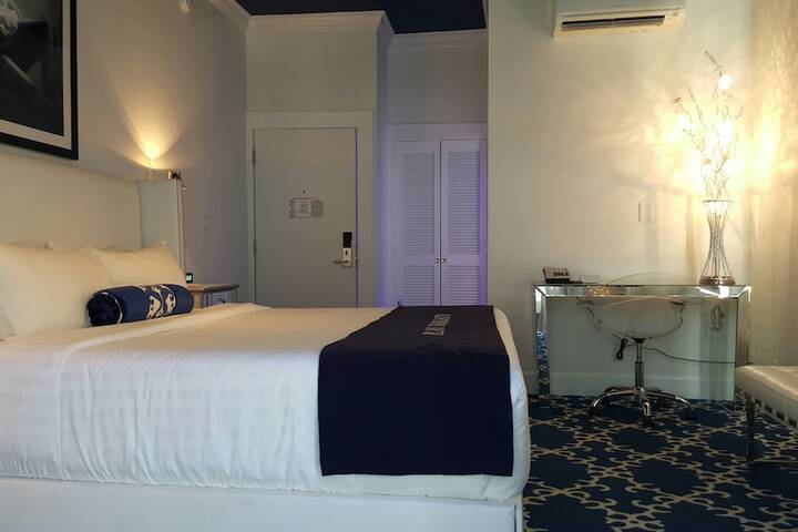 Room 95 of 127