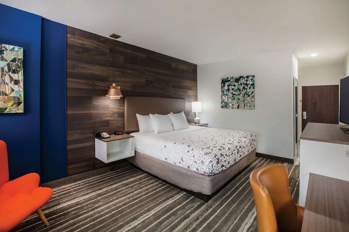 Room 25 of 31