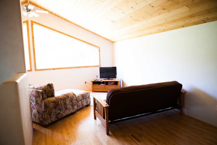 Room 48 of 100