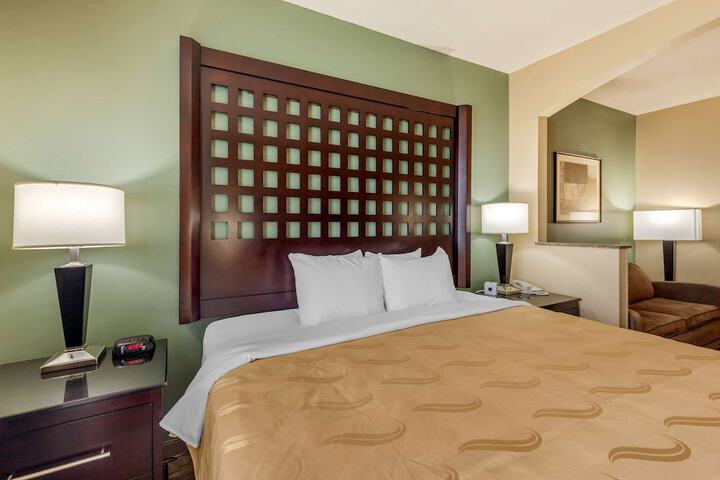Room 21 of 31