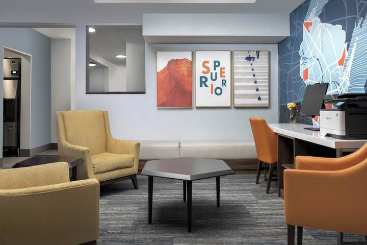 Holiday Inn Express & Suites Superior by IHG