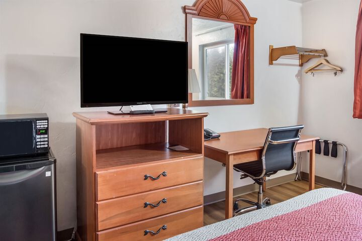 Room 55 of 68