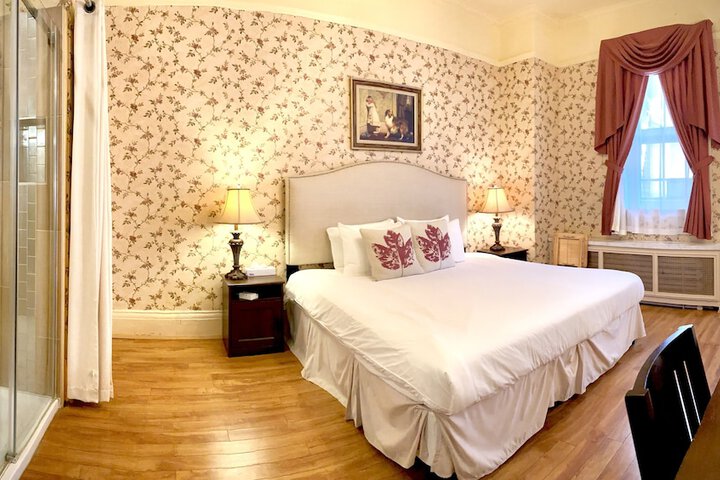 Room 17 of 91