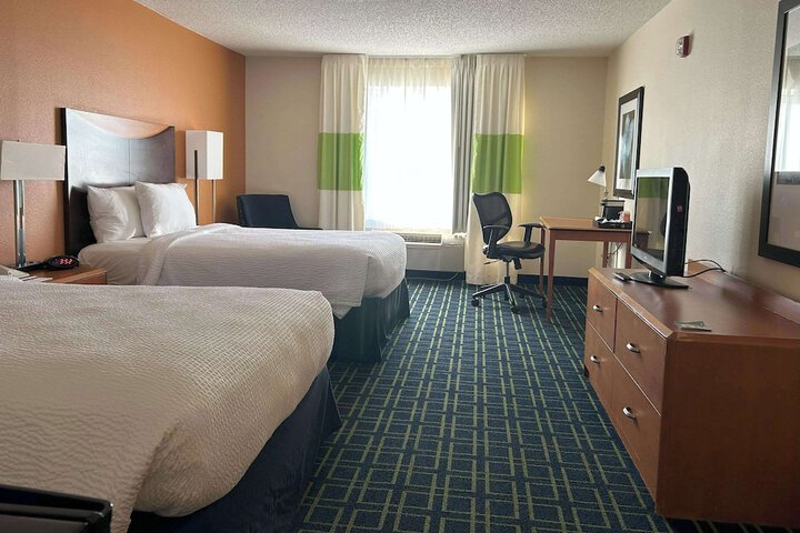 Room 18 of 43