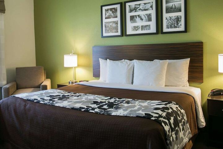 Room 18 of 24